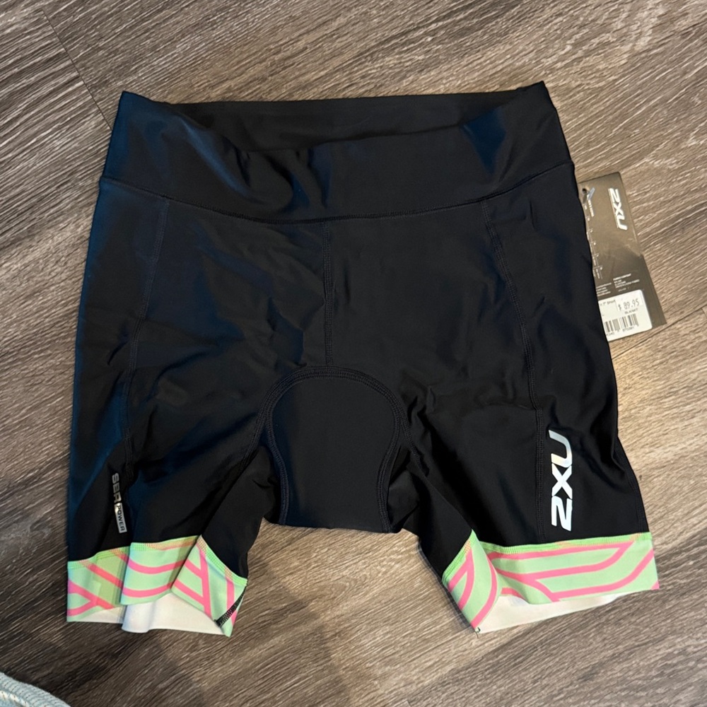 2XU Women's Black and Green Bike Shorts